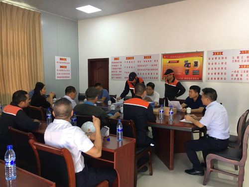張福隆-福建省政府安委會(huì)安全生產(chǎn)第五巡查組到富興建設(shè)上杭分公司開展安全生產(chǎn)延伸巡查.jpg