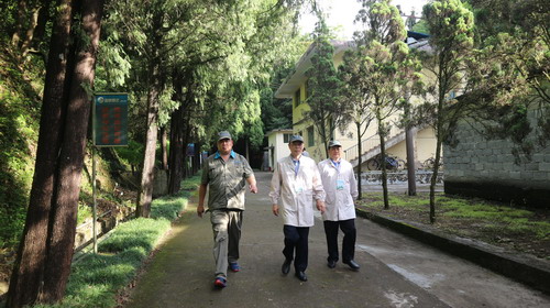 藍文龍 天湖山公安分局來永春分公司檢查數碼電子雷管技改相關工作_調整大小.JPG