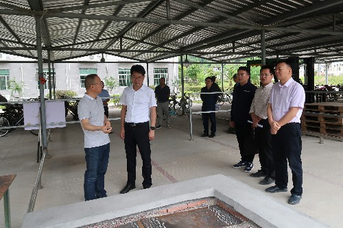 烽林莊忠旭：明溪縣委副書記、縣長陳華偉一行到海峽科化烽林分公司督導(dǎo)、調(diào)研安全生產(chǎn)暨防汛備汛工作~1.jpg