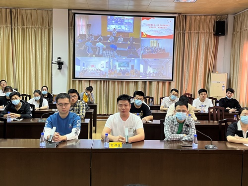 （改）海峽科�?趙珍�?海峽科化公司紀(jì)委召開新入職員工廉潔從業(yè)教育會.jpeg