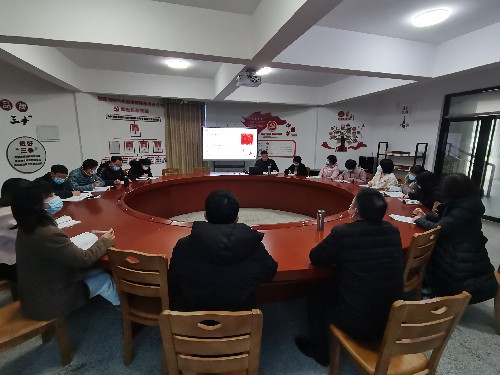 12�?6日，分公司黨委委員、副總經(jīng)理朱廣杰為機(jī)關(guān)第一黨支部宣講黨的二十大精神（圖 呂寶鑫）2 [原始大小].jpg